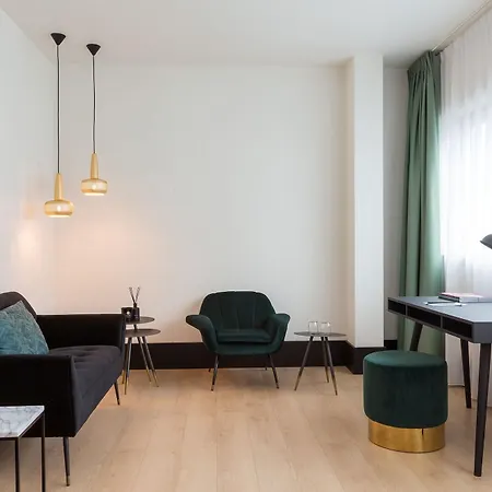 Hotel The