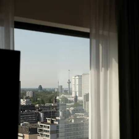 Hotel The