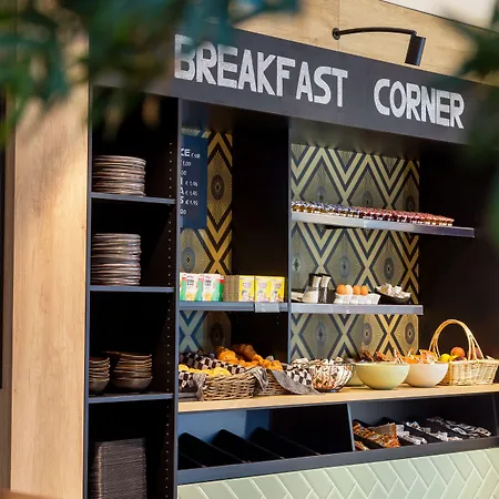 ذا جيمس فندق 3*